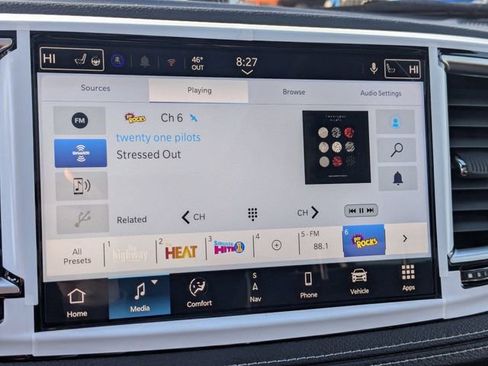 New 2026 Chrysler Pacifica Limited FWD image 18
