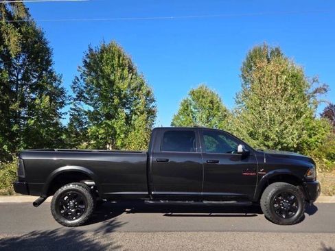 Used 2017 RAM 2500 Laramie w/ Sport Appearance Group AWD/4WD image 7