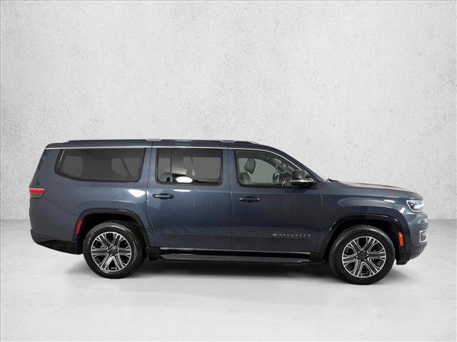 Used 2024 Jeep Wagoneer L Series II w/ Flexible Seating Group AWD/4WD image 3