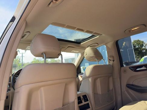 Used 2012 Mercedes-Benz ML 350 4MATIC image 39