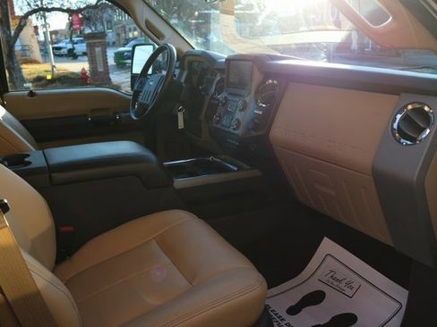 Used 2015 Ford F350 Lariat w/ Chrome Package image 30