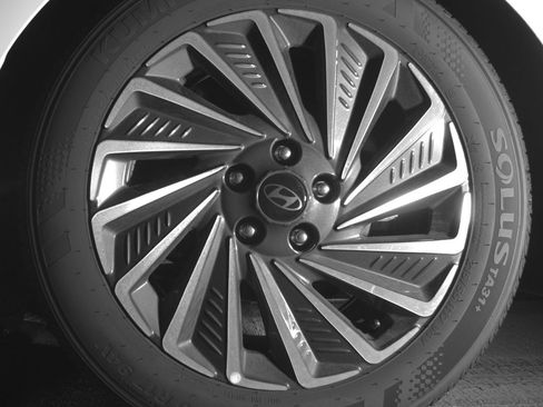 Used 2025 Hyundai Sonata SEL image 14