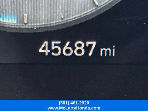 Used 2025 Hyundai Elantra SEL FWD image 33