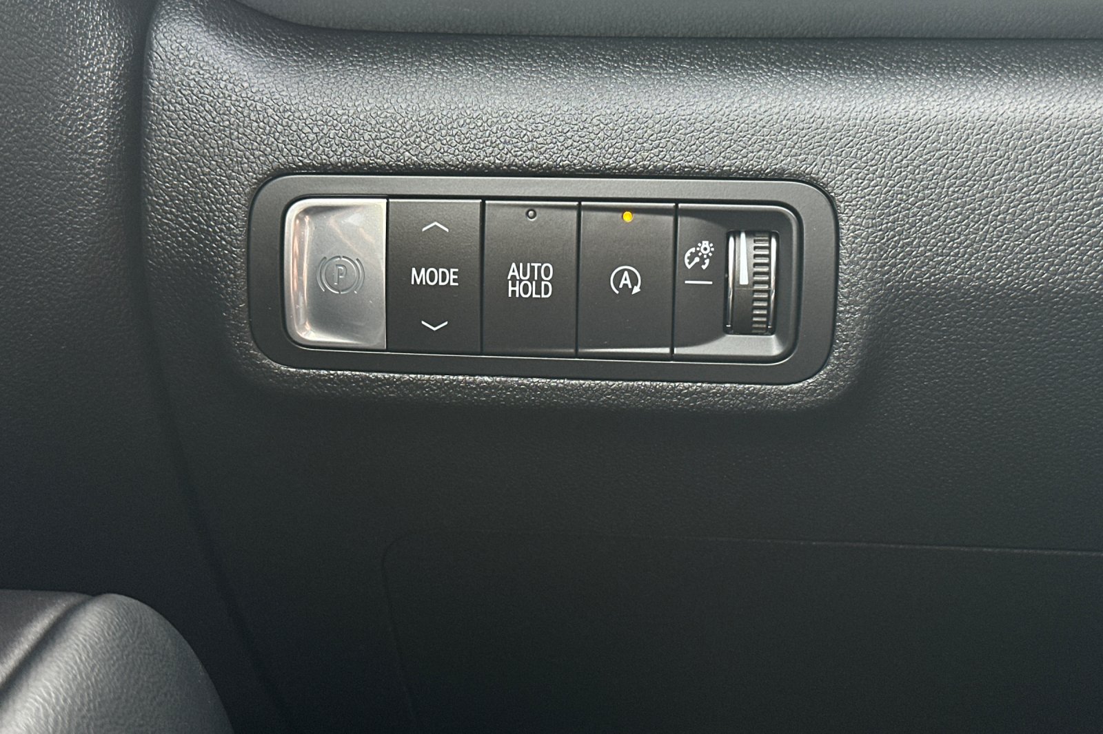 Used 2026 GMC Terrain Elevation w/ Technology Package II FWD image 34