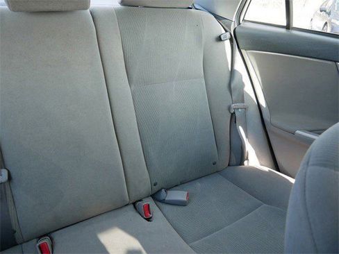 Used 2011 Toyota Corolla LE image 15