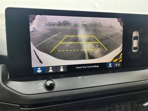 Used 2023 Honda Accord Touring image 15