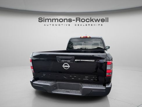 Used 2022 Nissan Frontier S RWD image 4