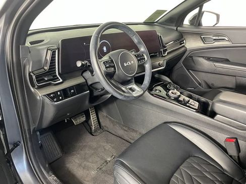 Certified 2025 Kia Sportage X-Line Prestige AWD/4WD image 3