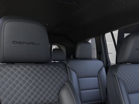 New 2026 GMC Acadia Denali w/ Super Cruise Package FWD image 24