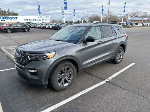 Used 2023 Ford Explorer XLT w/ Equipment Group 202A image 1