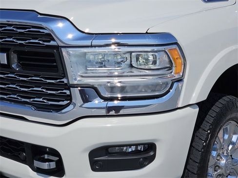 Used 2020 RAM 2500 Limited image 8