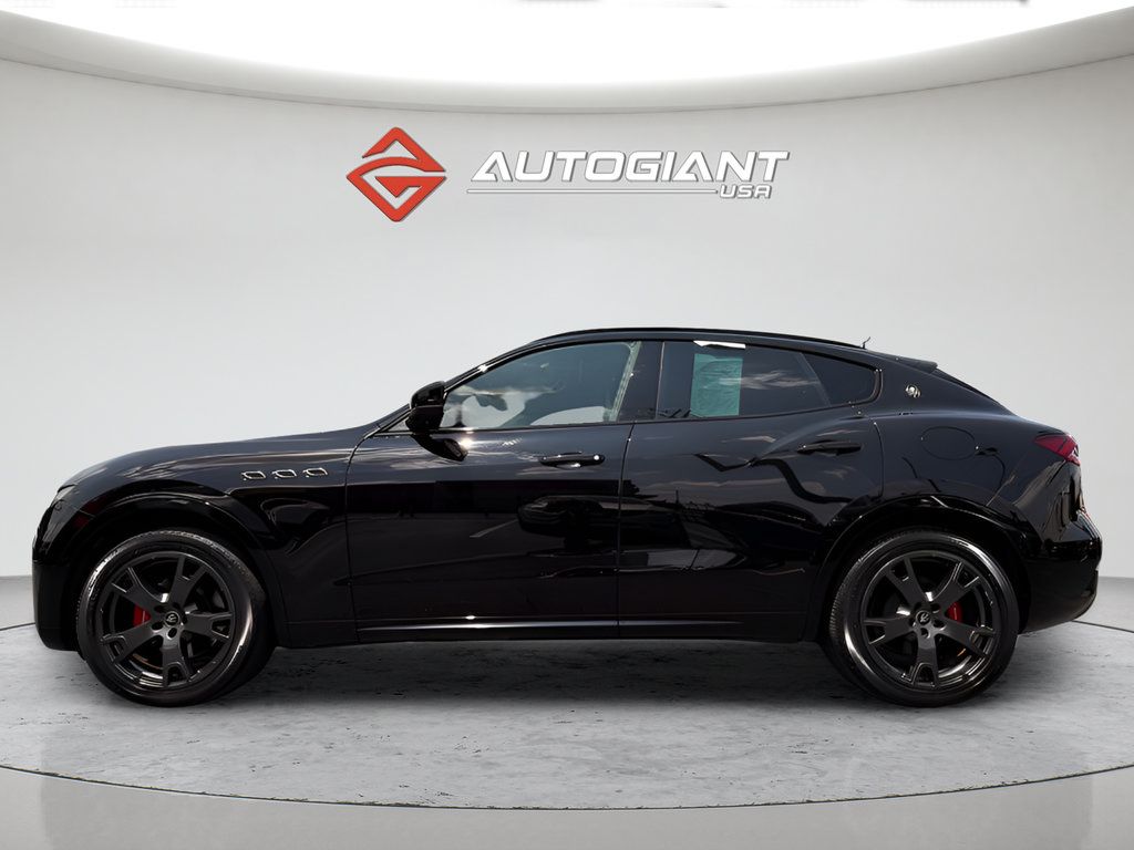 Used 2020 Maserati Levante AWD/4WD image 3