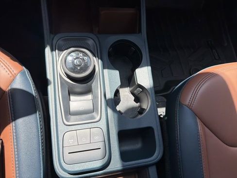 Used 2024 Ford Maverick Lariat FWD image 12