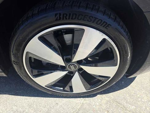 Used 2025 Audi A5 2.0T Prestige w/ 19" Wheel Package AWD/4WD image 9