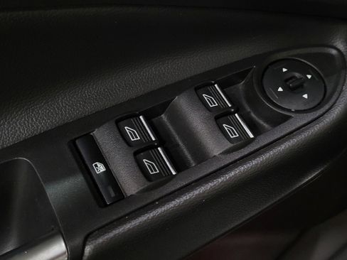 Used 2017 Ford Escape Titanium image 27