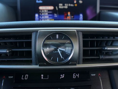 Used 2018 Lexus IS 300 F Sport RWD image 30
