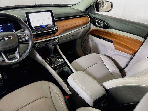 Used 2022 Jeep Compass Limited w/ Elite Group AWD/4WD image 23