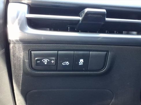 Certified 2025 Hyundai Santa Cruz SEL image 24