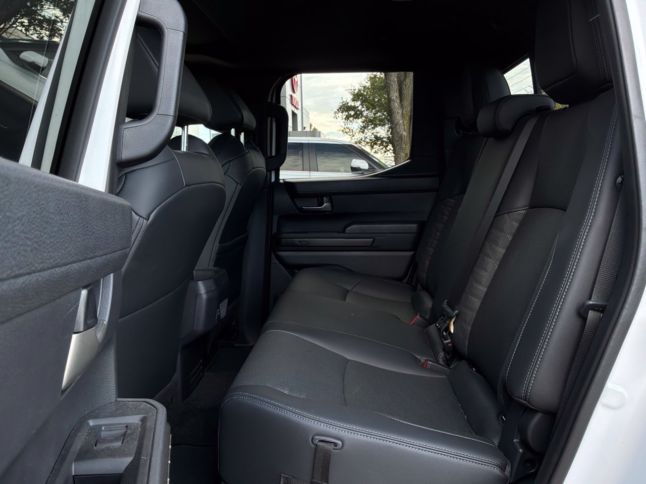 Used 2024 Toyota Tacoma TRD Sport w/ TRD Sport Premium Package AWD/4WD image 16