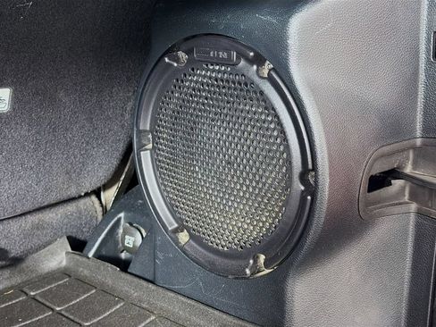 Used 2014 Jeep Wrangler Sahara w/ Connectivity Group AWD/4WD image 20