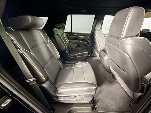 Used 2022 Cadillac Escalade Premium Luxury w/ Touring Package AWD/4WD image 31
