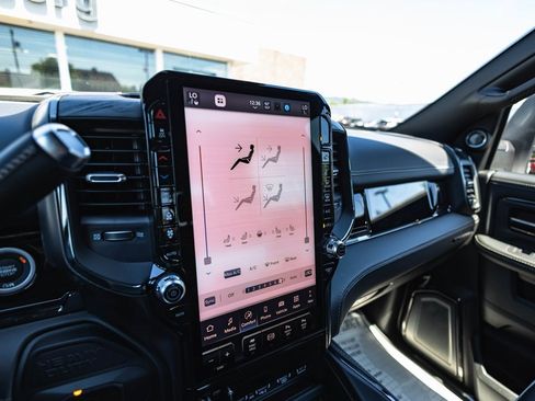 New 2025 RAM 2500 Limited image 15