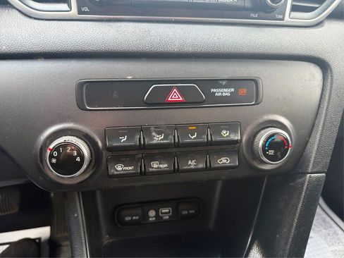 Used 2017 Kia Sportage LX image 27