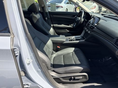 Used 2022 Honda Accord Touring image 35