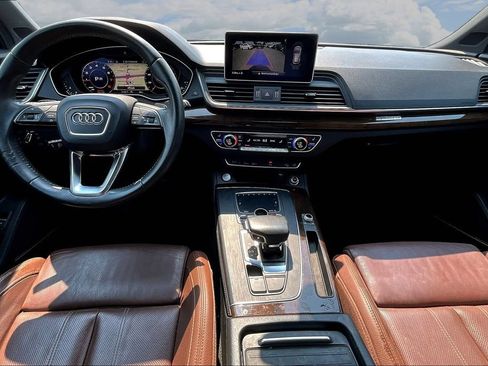 Used 2019 Audi Q5 2.0T Premium Plus w/ Premium Plus Package AWD/4WD image 7