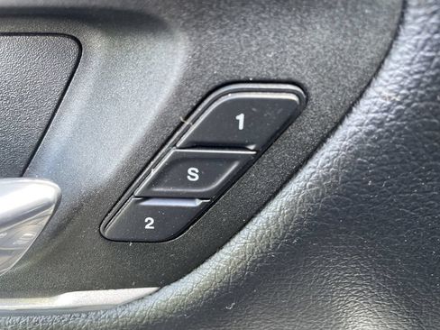 Used 2022 RAM 1500 Laramie AWD/4WD image 10