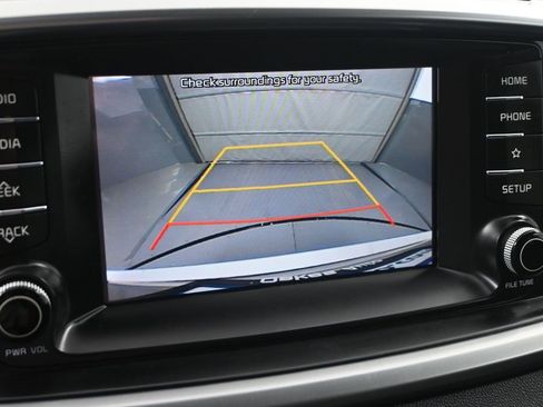 Used 2020 Kia Sorento LX w/ LX I4 Convenience Package image 18