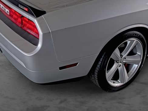 Used 2008 Dodge Challenger SRT8 RWD image 13