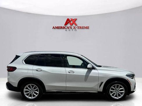 Used 2022 BMW X5 xDrive40i w/ Premium Package AWD/4WD image 7