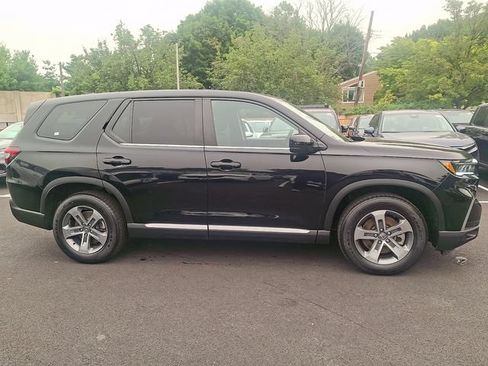 Used 2023 Honda Pilot EX-L image 7