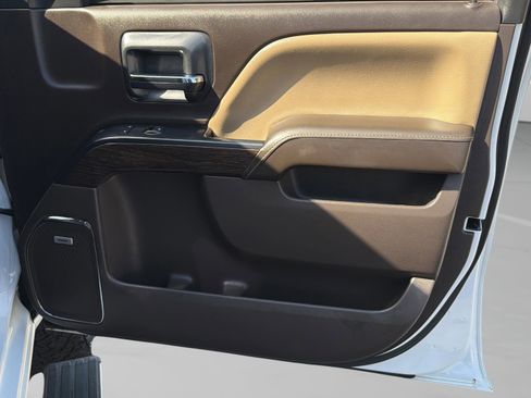 Used 2018 GMC Sierra 1500 Denali w/ Denali Ultimate Package image 29