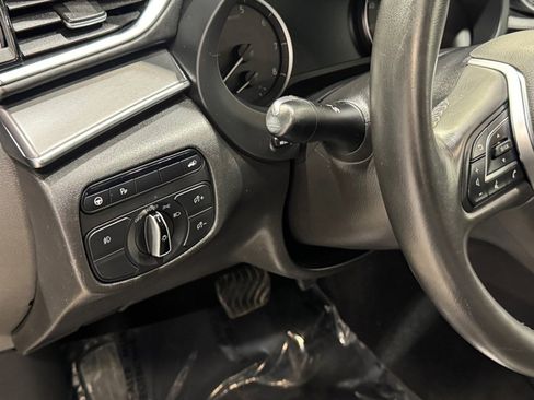 Used 2022 INFINITI QX50 Luxe w/ Appearance Package image 15