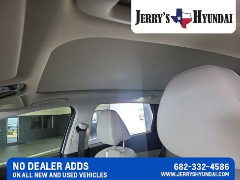 Used 2026 Hyundai Tucson Limited AWD/4WD image 9