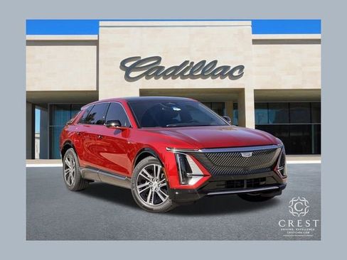 New 2026 Cadillac Lyriq Luxury image 1