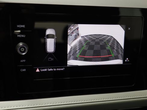 New 2026 Volkswagen Taos S image 9