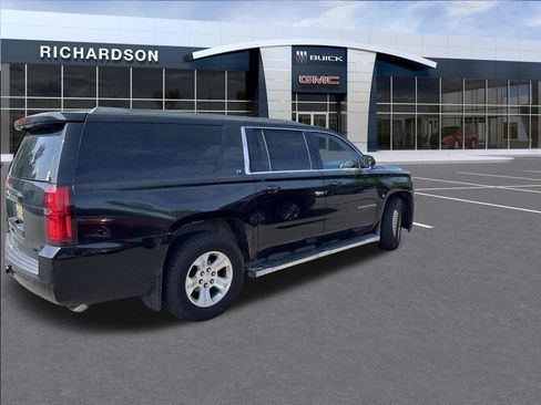Used 2016 Chevrolet Suburban LT AWD/4WD image 10