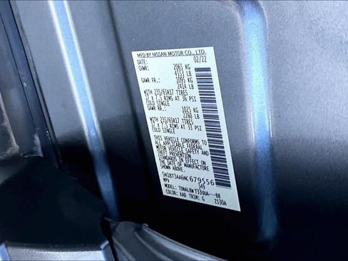 Certified 2022 Nissan Rogue S image 32