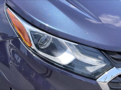 Used 2018 Chevrolet Equinox LT FWD image 27