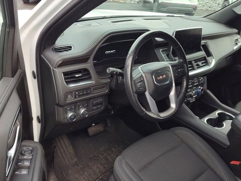 Used 2022 GMC Yukon SLE w/ Max Trailering Package image 7