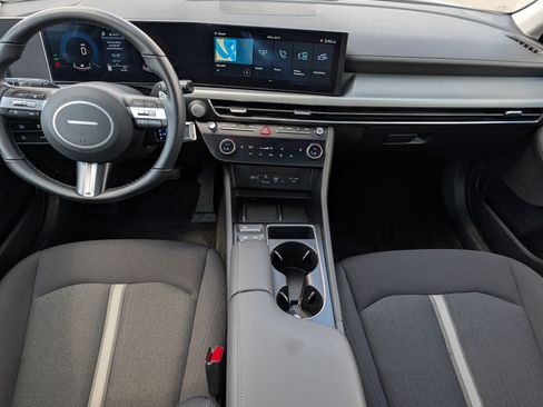 Certified 2026 Hyundai Sonata SEL FWD image 10