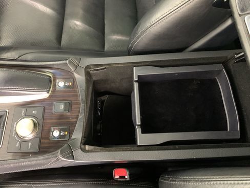 Used 2014 Lexus LS 460 w/ Comfort Package RWD image 28