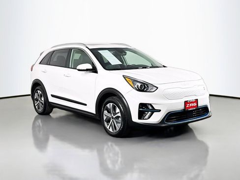 Used 2022 Kia Niro EX Premium w/ Cold Weather Package FWD image 7
