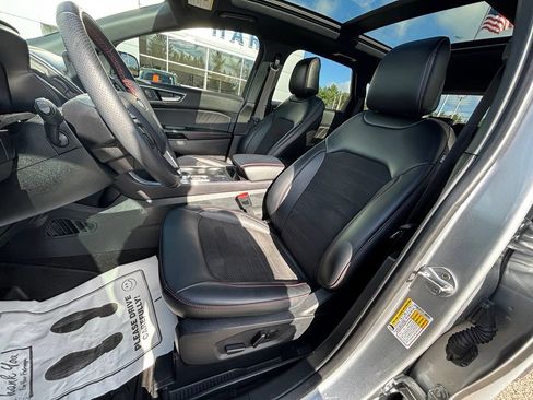 Used 2024 Ford Edge ST-Line AWD/4WD image 11