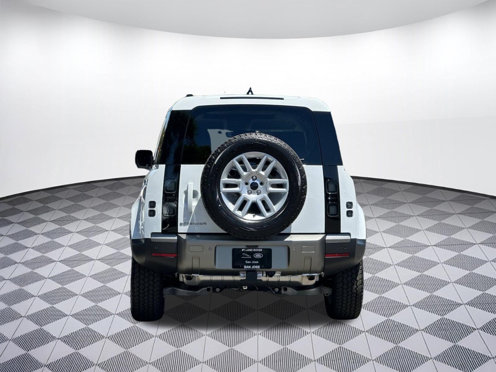 New 2026 Land Rover Defender 110 S AWD/4WD image 8