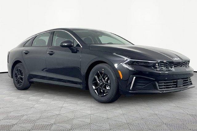 New 2026 Kia K5 LXS FWD image 3