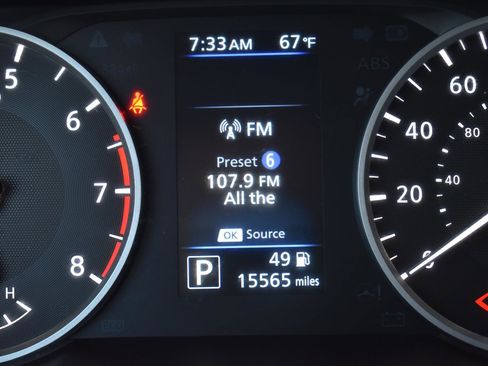 Used 2024 Nissan Sentra S image 26